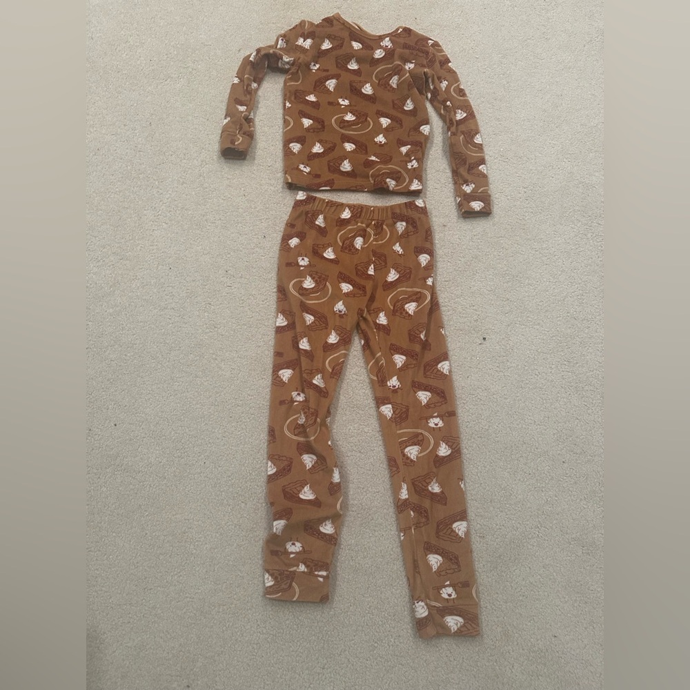 Pre owned as is Unisex Thanksgiving Pumpkin Pie Pajamas